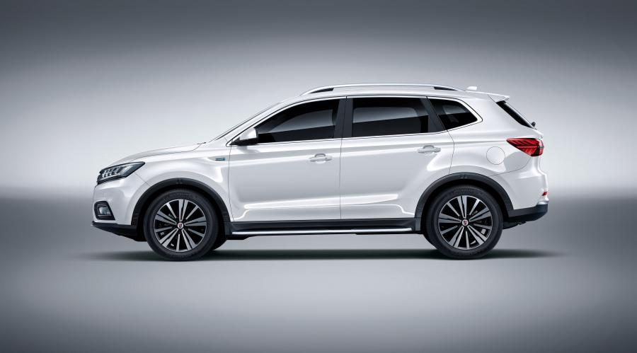  Roewe eRX5 2016 года  (фото 2 из 4)